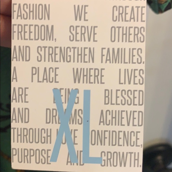 LulaRoe Nicole size XL - Picture 3 of 5